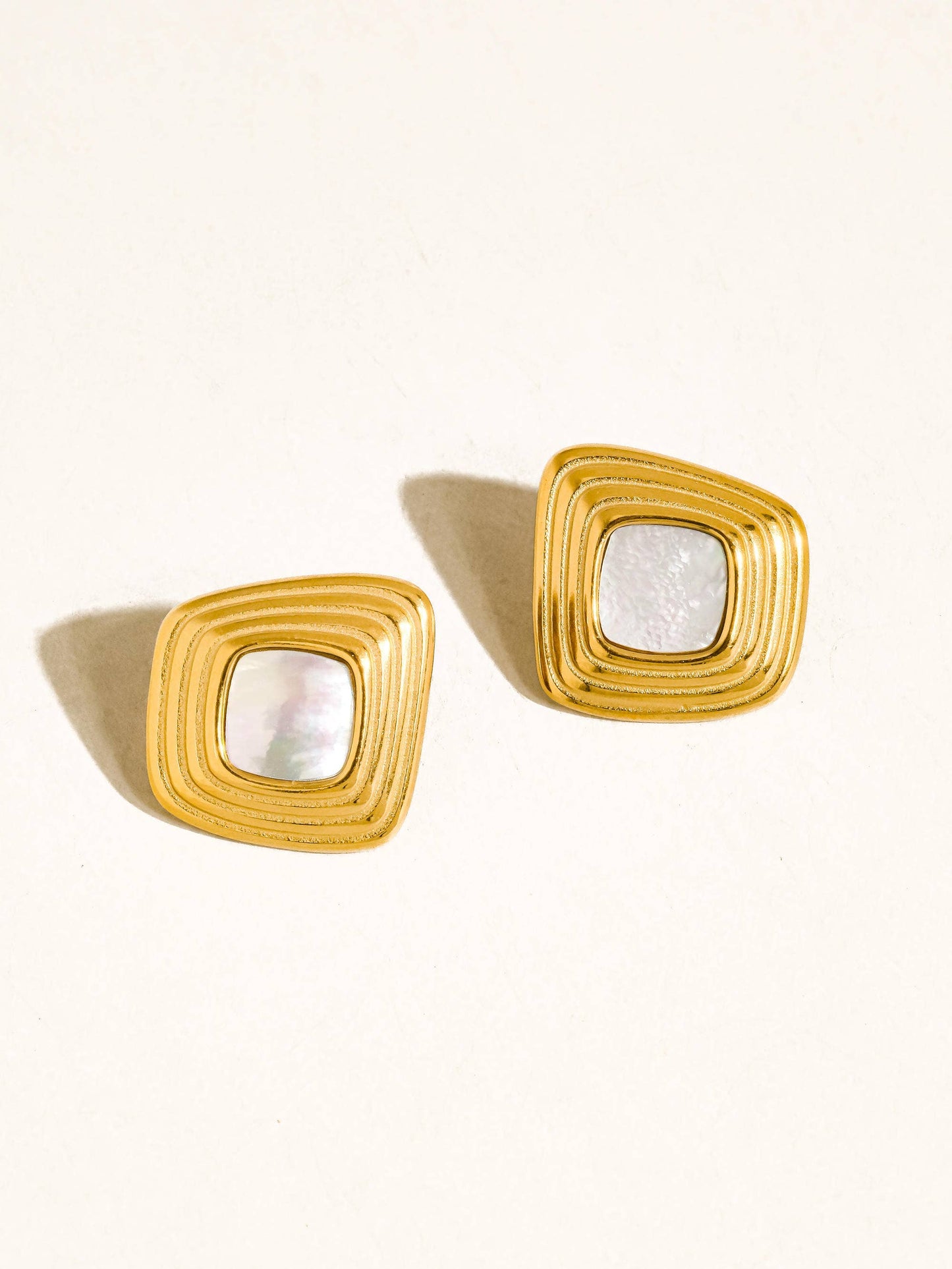 Solenne Square Earrings Green
