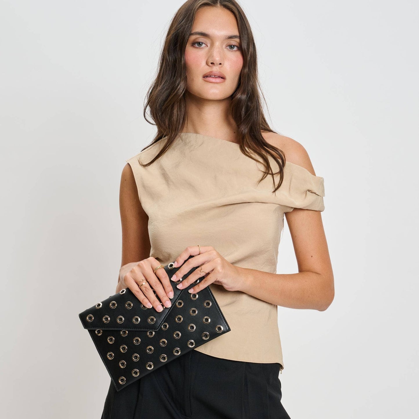 Ramona Gromet Clutch Black