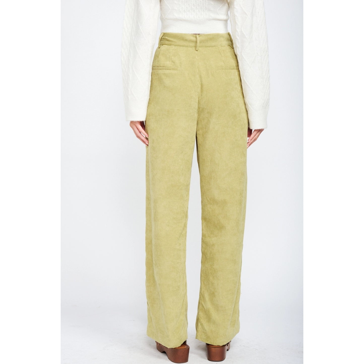 Logan Corduroy Pant