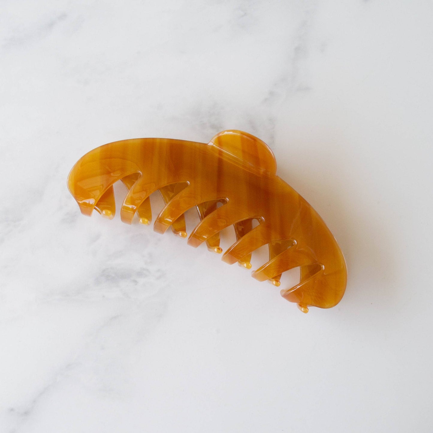 Acetate Wave Hair Claw Brown