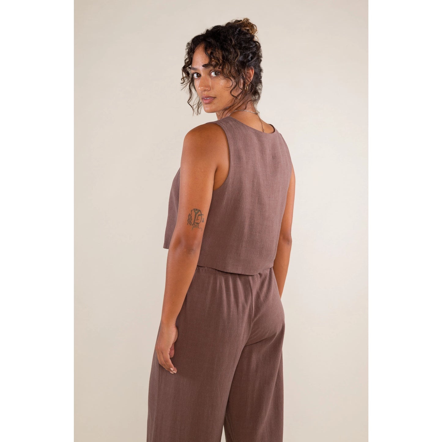 Cove Linen Vest