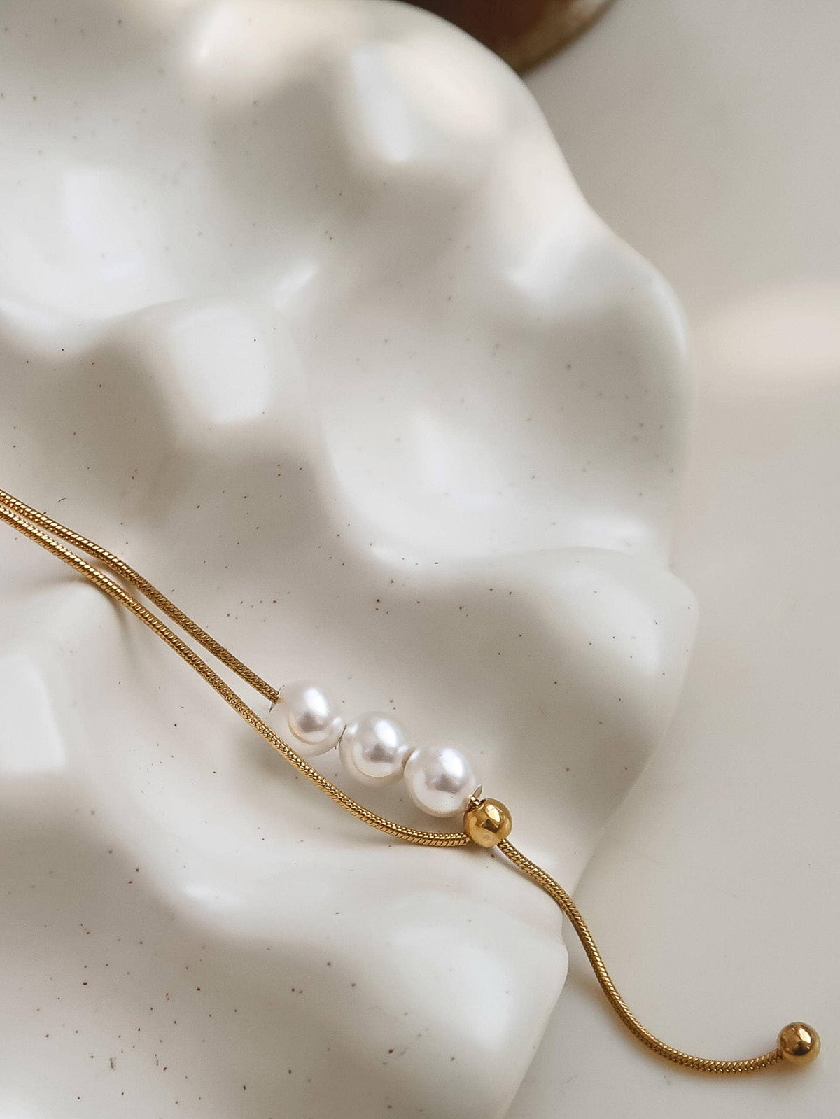 Montana Pearl Y Drop Necklace