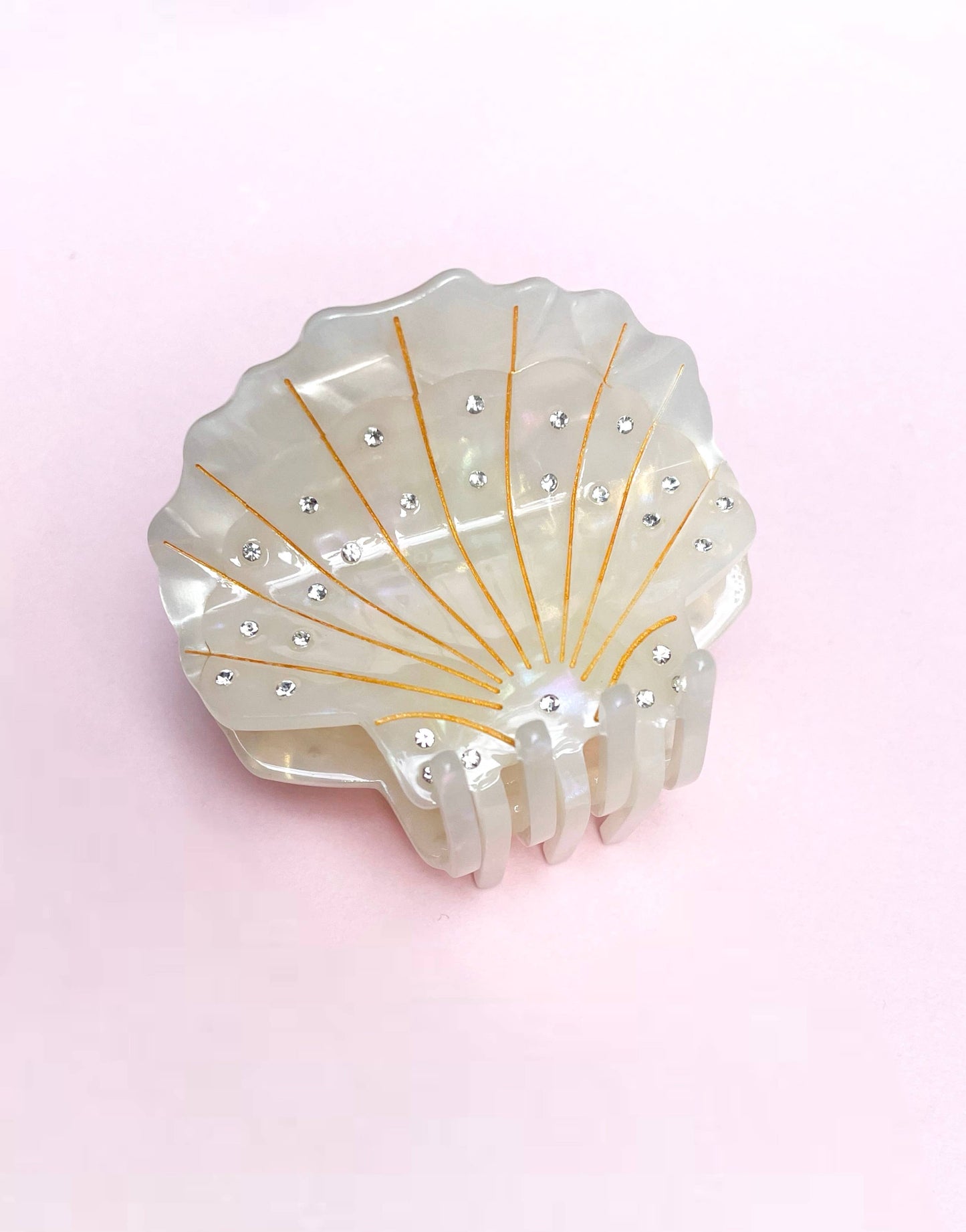 Shell Claw Clip