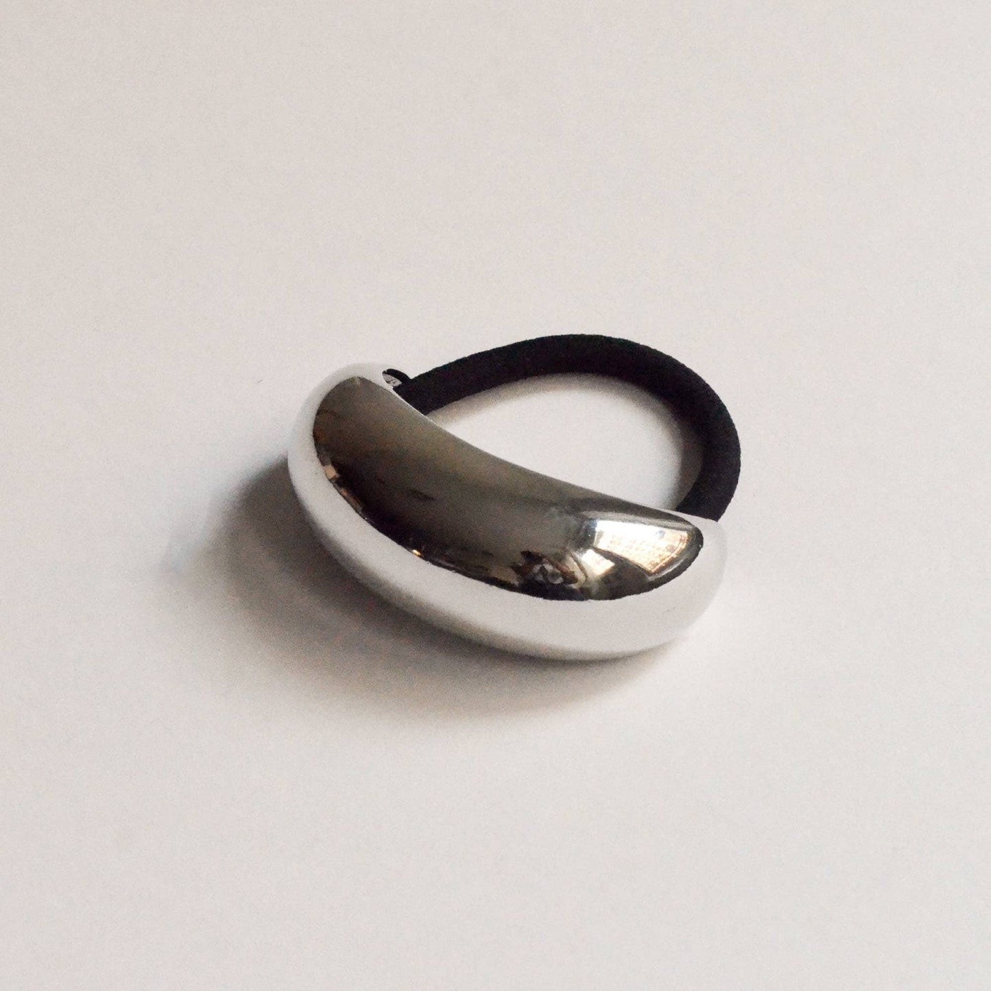 Izzy Crescent Metal Hair Tie Silver