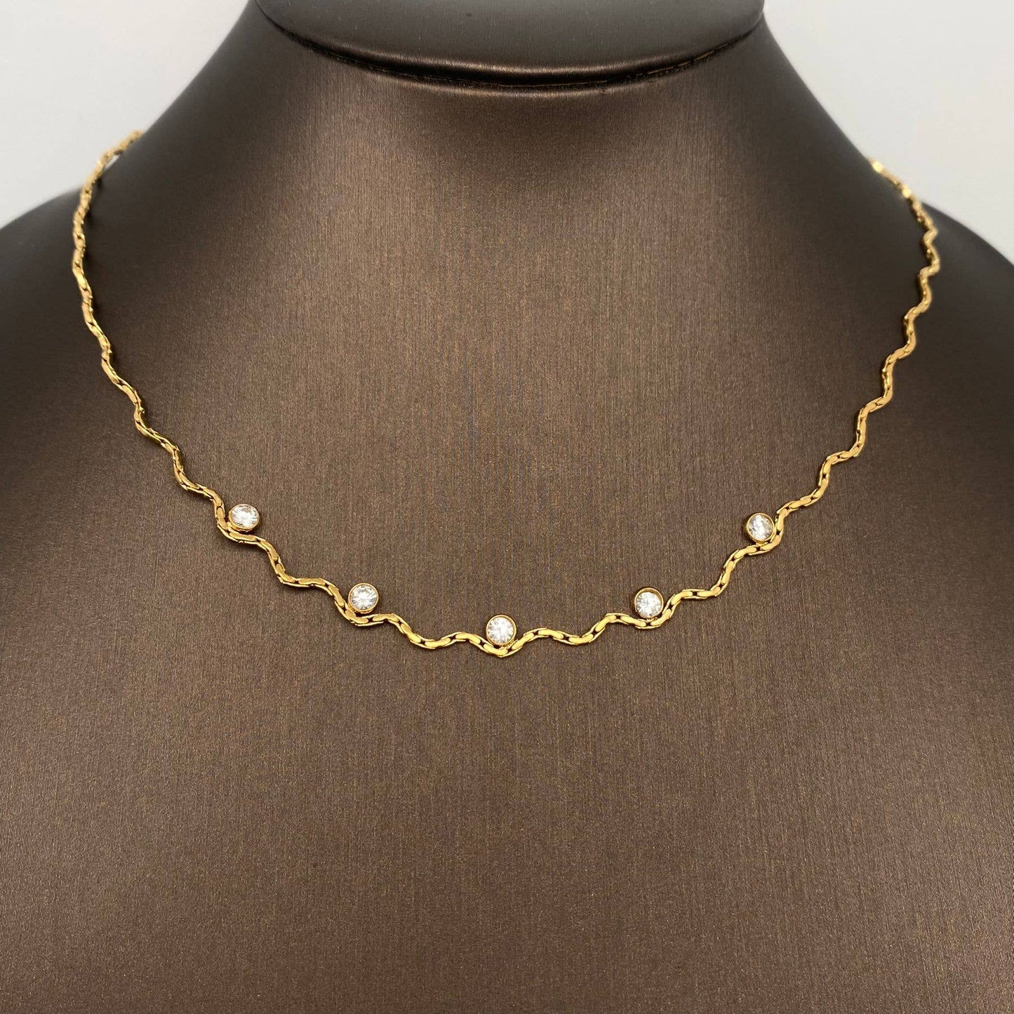 Inlaid Wave Necklace