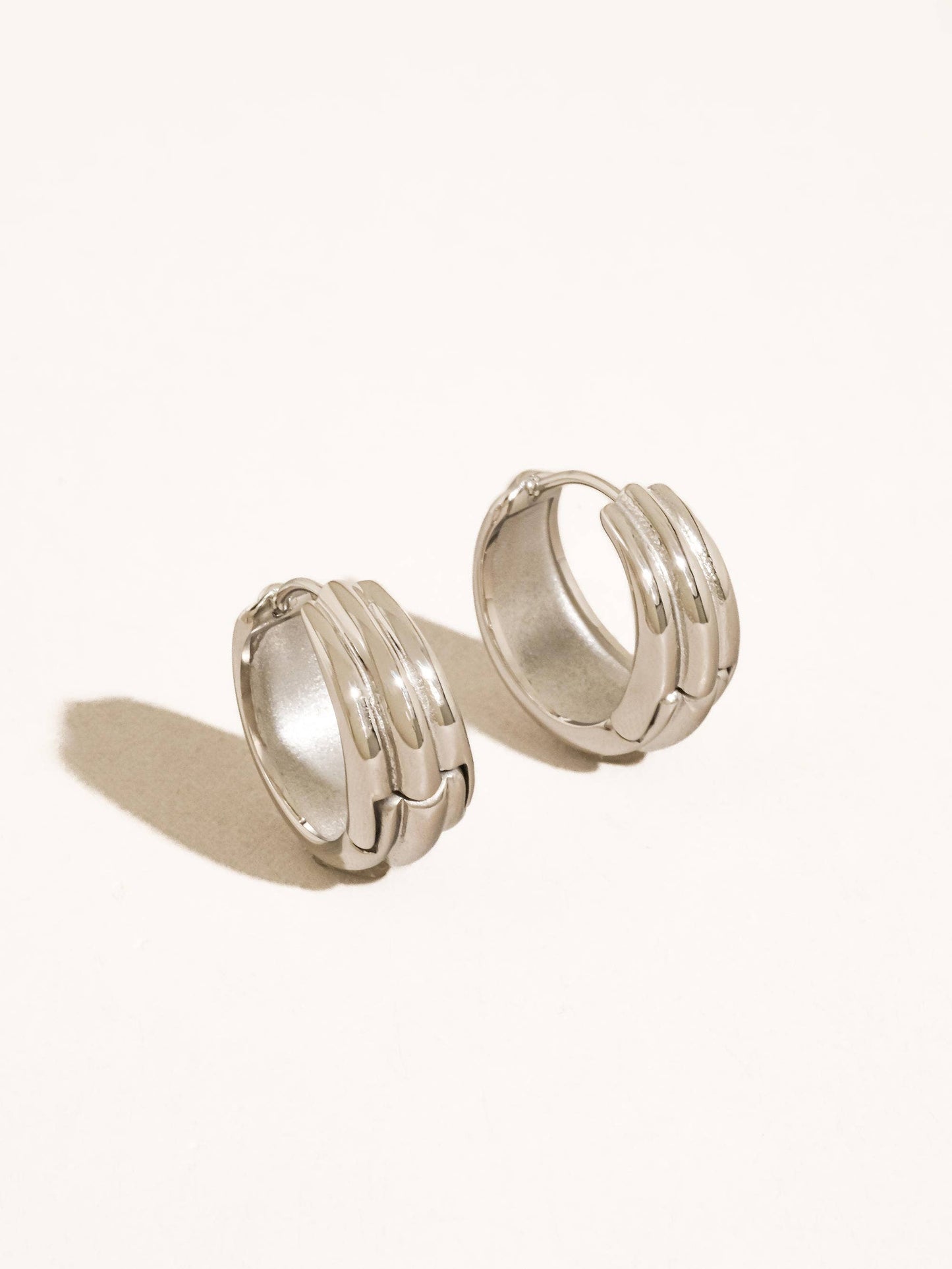 Gevrey Hoops