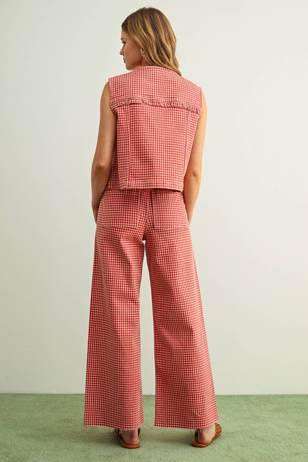 Sutton Pant