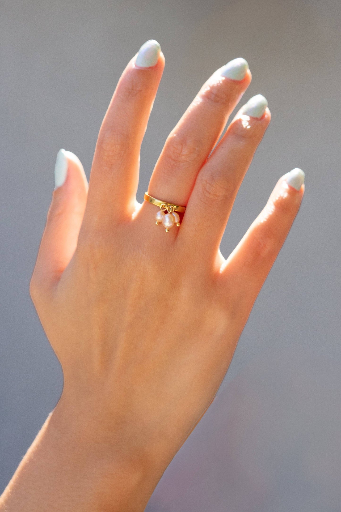 Emily Charm Ring Pearl