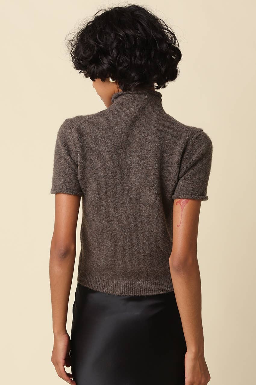 Olivaceous - Alani Mock Neck Knit Top: OATMEAL / L