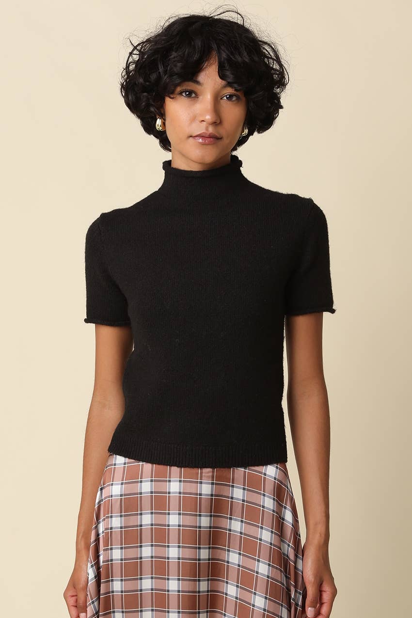Olivaceous - Alani Mock Neck Knit Top: OATMEAL / L