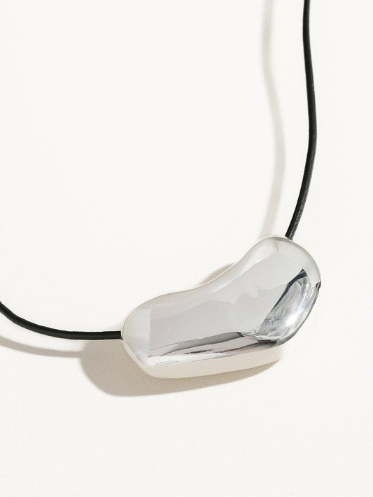 Flânerie by MAIQ - Willow White Platinum Plated Statement Heart Necklace: Silver