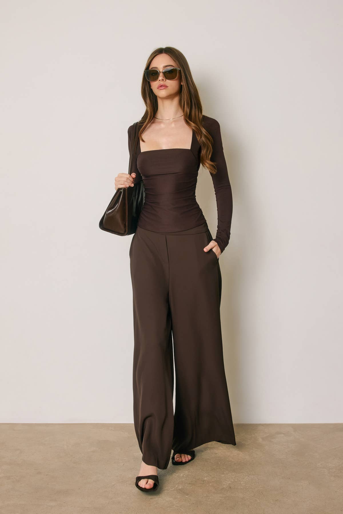 Dress Forum - Queen Anne Ruched Long Sleeve Top: CHOCOLATE / S-M-L(2-2-2)