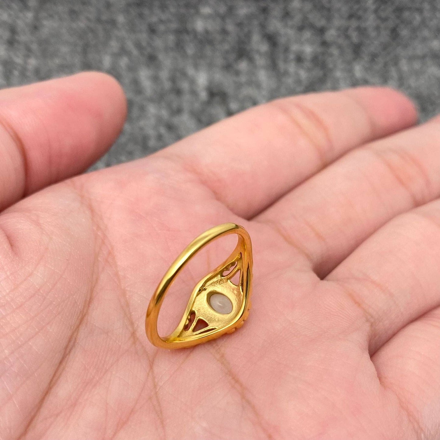 Pearl Vintage Ring