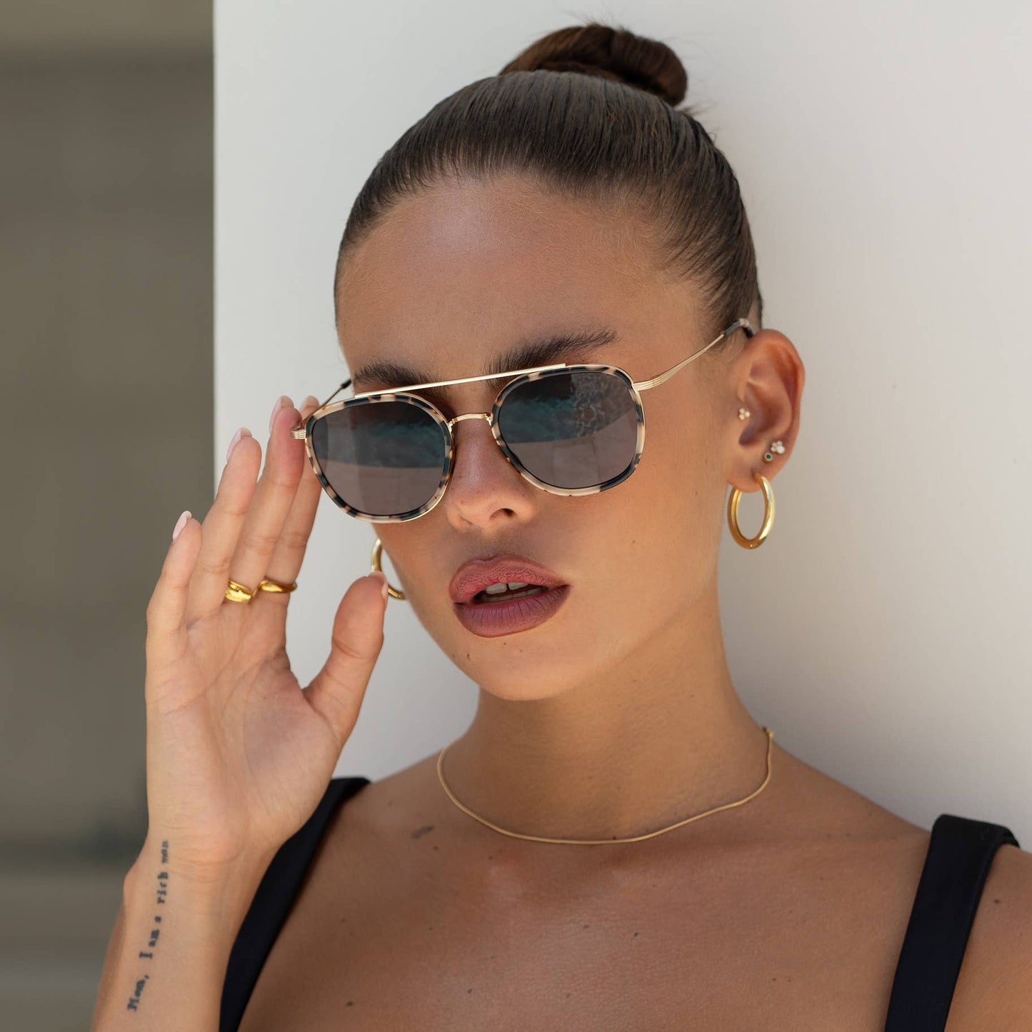 Weston Round Sunglasses Milky Tortoise / Brown
