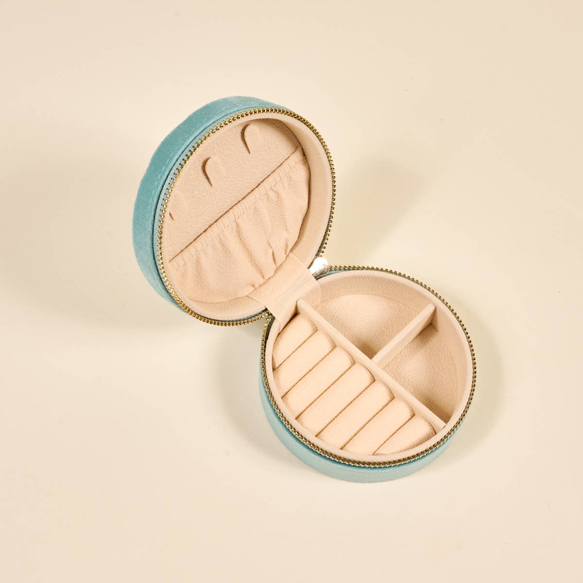 Round Jewelry Case Seashell