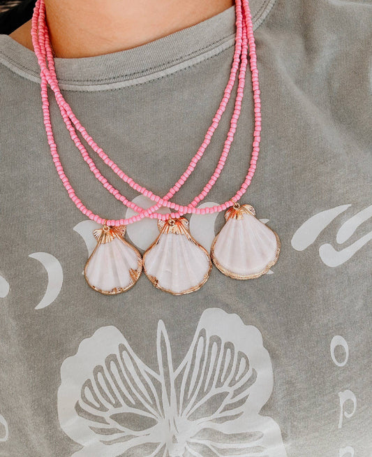Summer Shell Necklaces: Blue