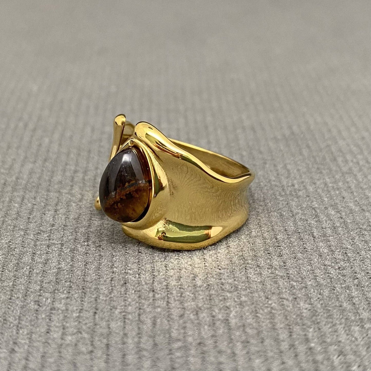 Tiger's Eye Stone inlaid Ring