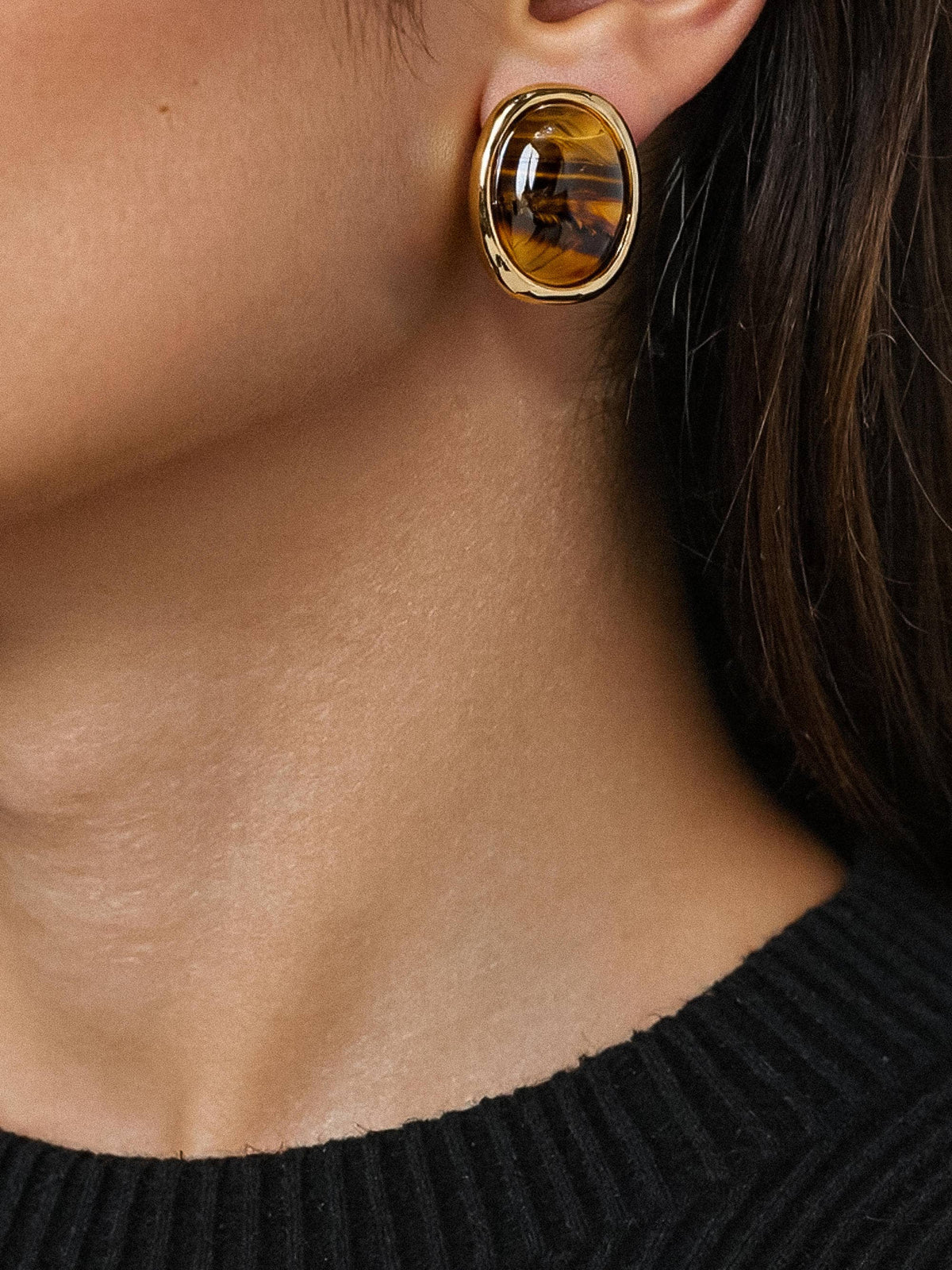 Dahlia Natural Stone Earring