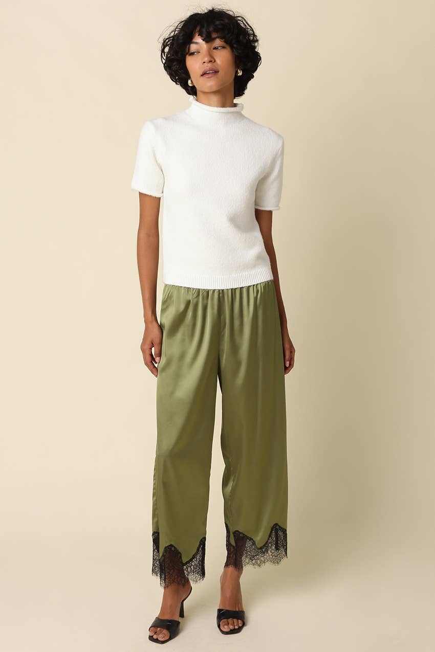 Olivaceous - Alani Mock Neck Knit Top: OATMEAL / L