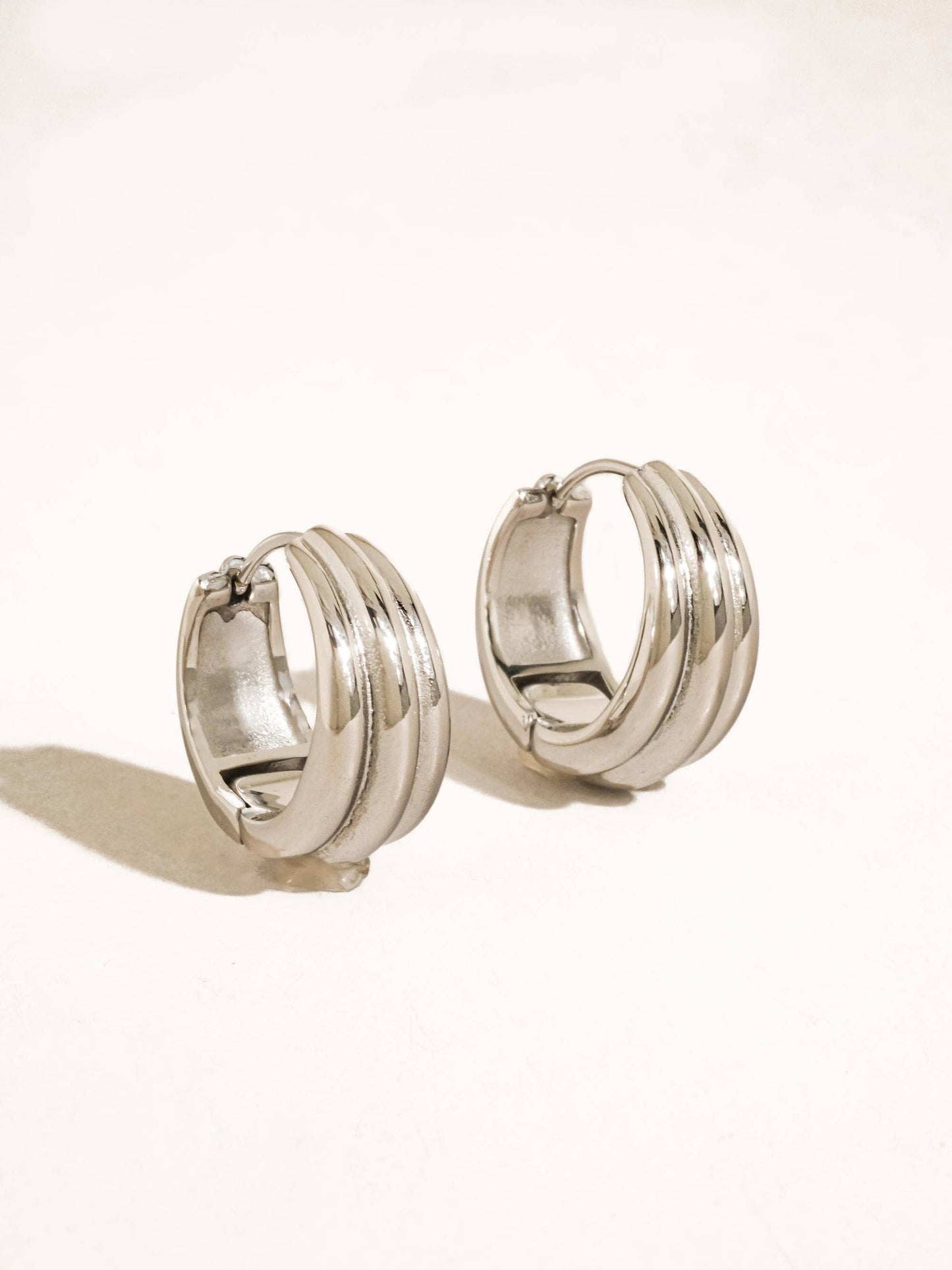 Gevrey Hoops