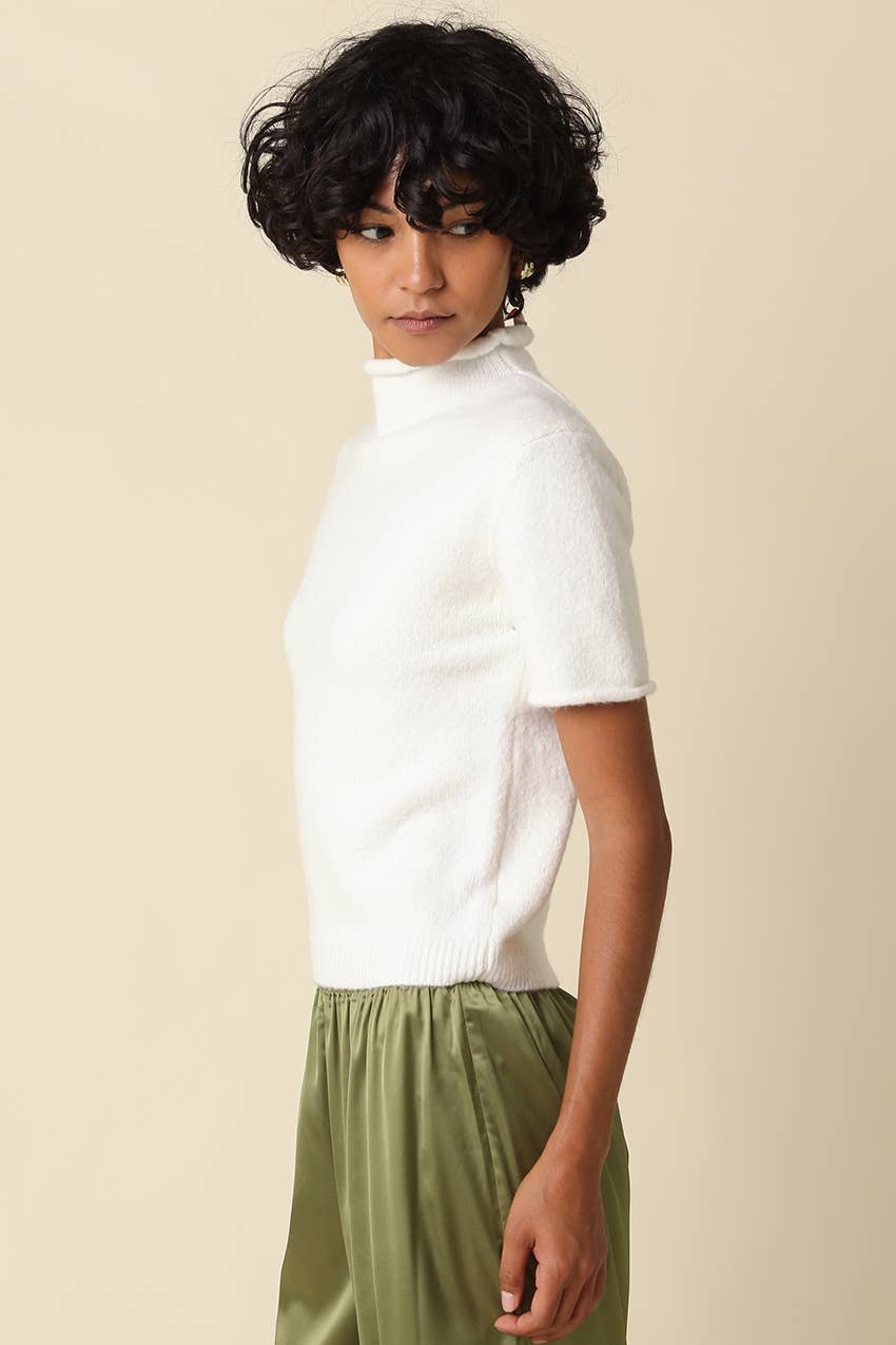 Olivaceous - Alani Mock Neck Knit Top: H GREY / L