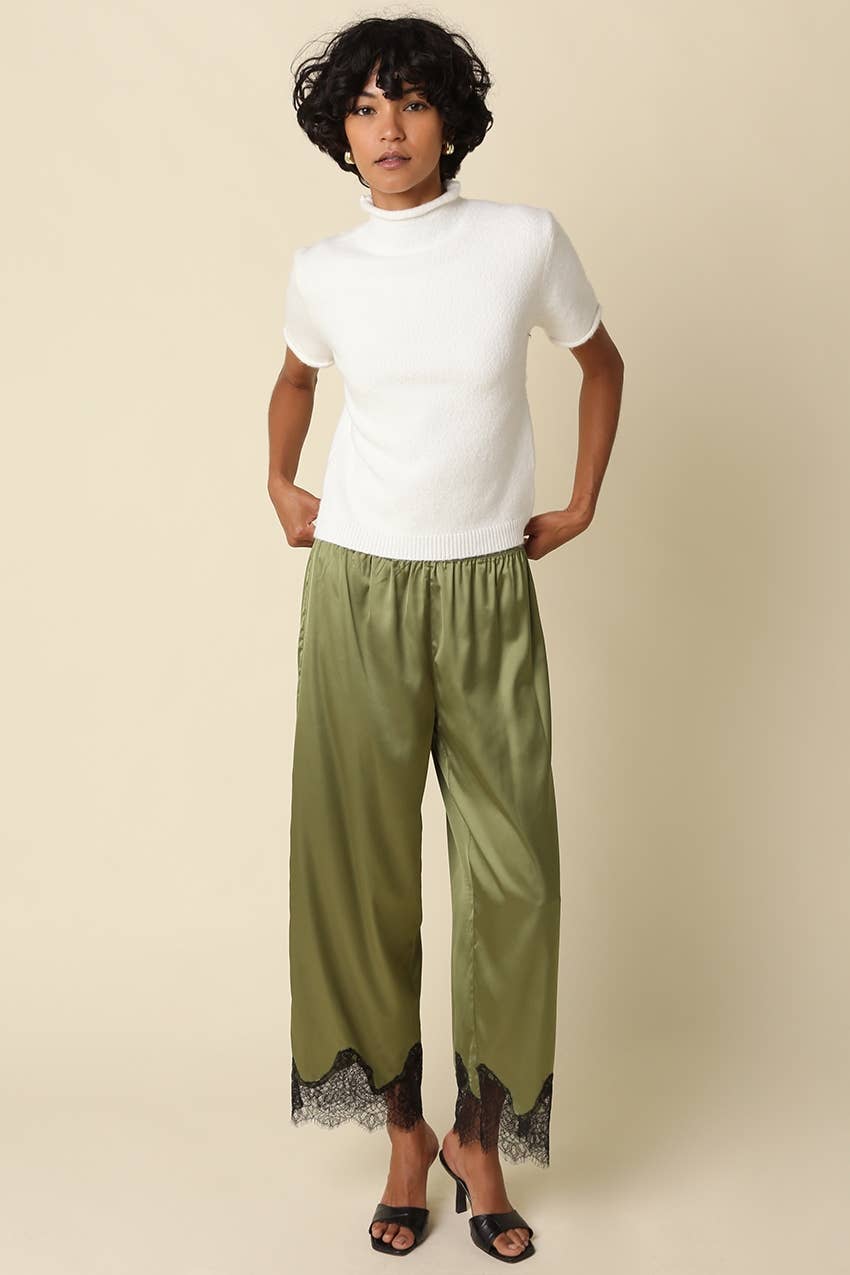 Olivaceous - Alani Mock Neck Knit Top: OATMEAL / L
