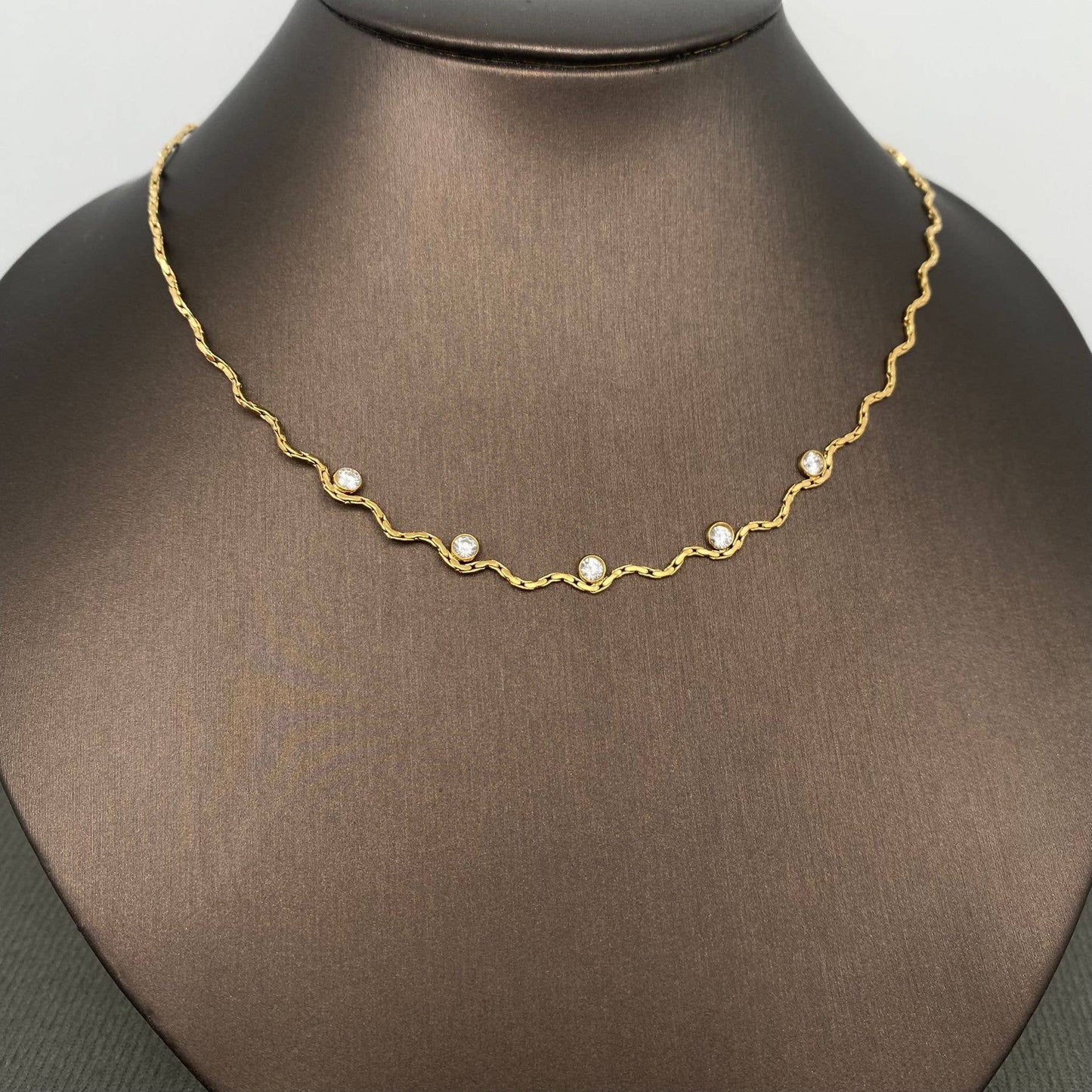 Inlaid Wave Necklace