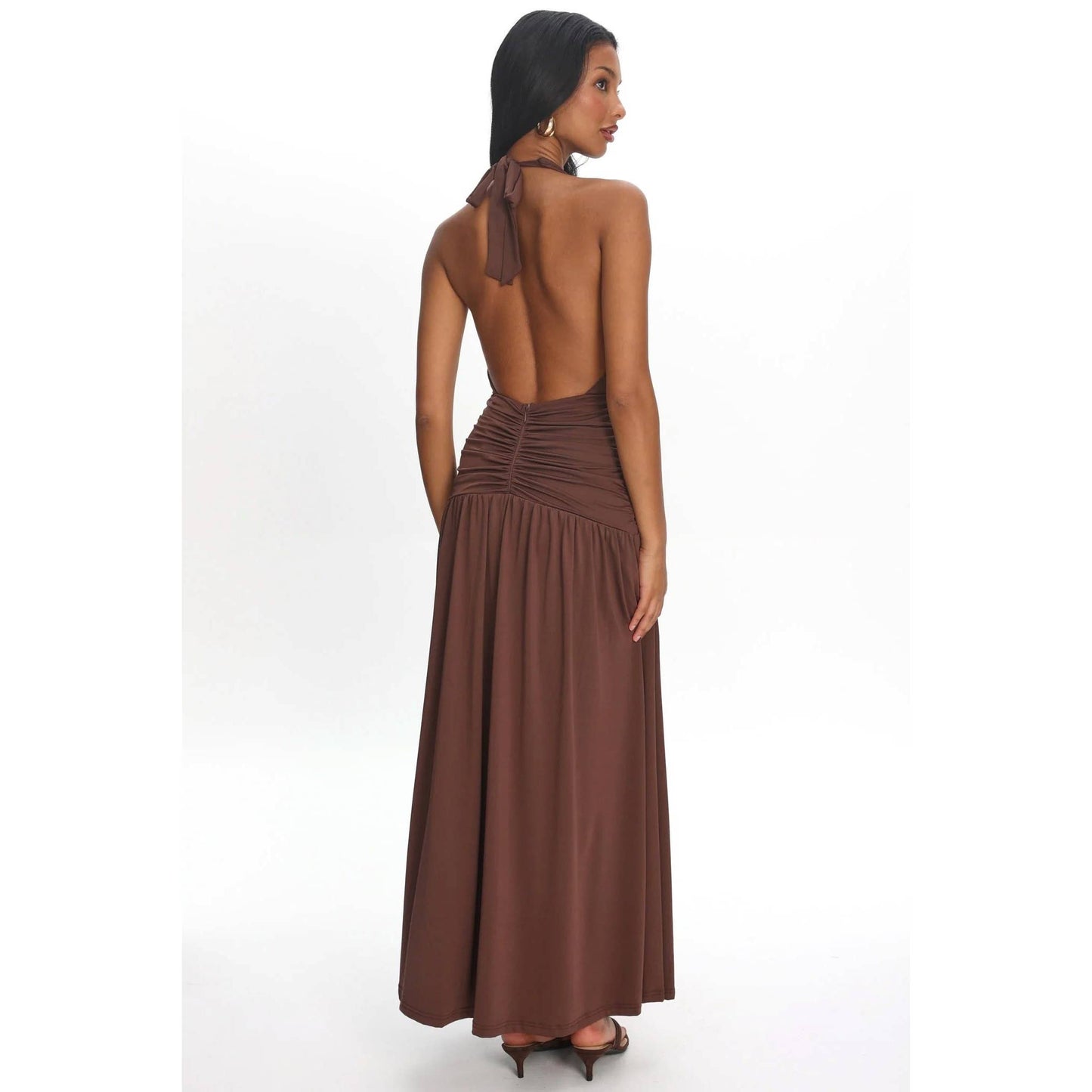 One and Only Collective - PLUNGE HALTER RUCHED MAXI DRESS: CHOCOLATE / XS-S-M-L(1-3-2-1)