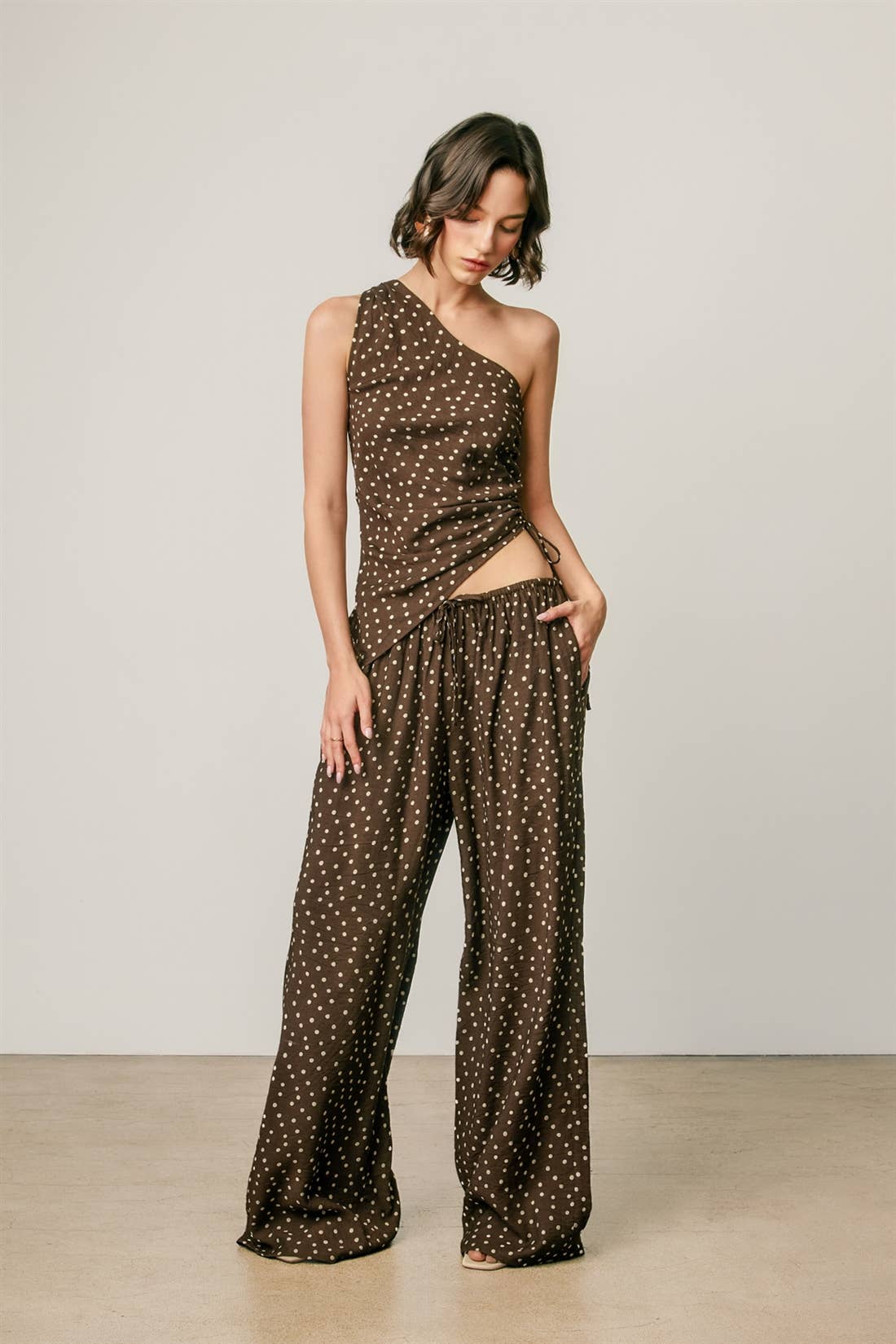 Dress Forum - Polka Dot One Shoulder Ruched Top: BROWN CREAM / S-M-L(2-2-2)