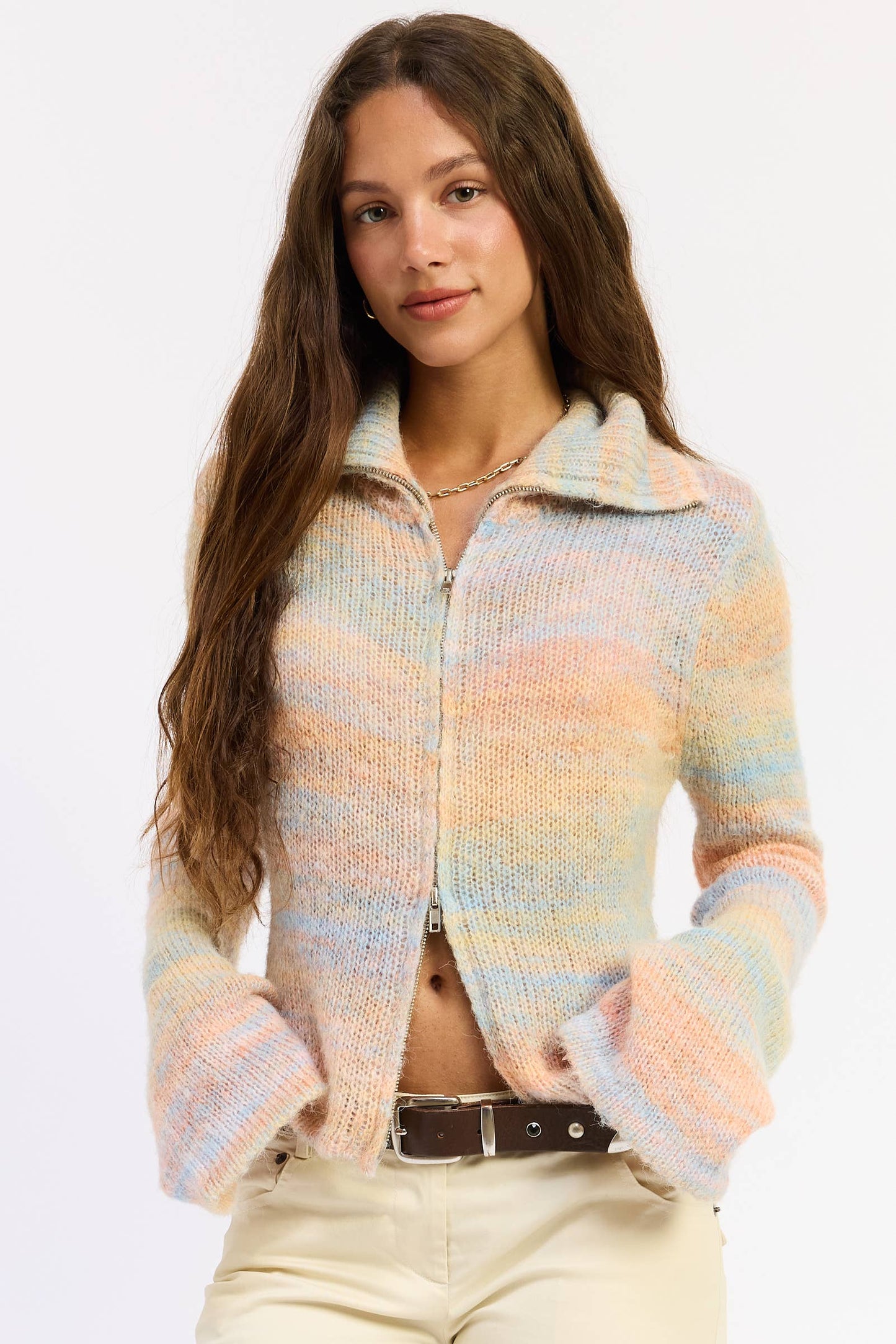 Sara Zip Up
