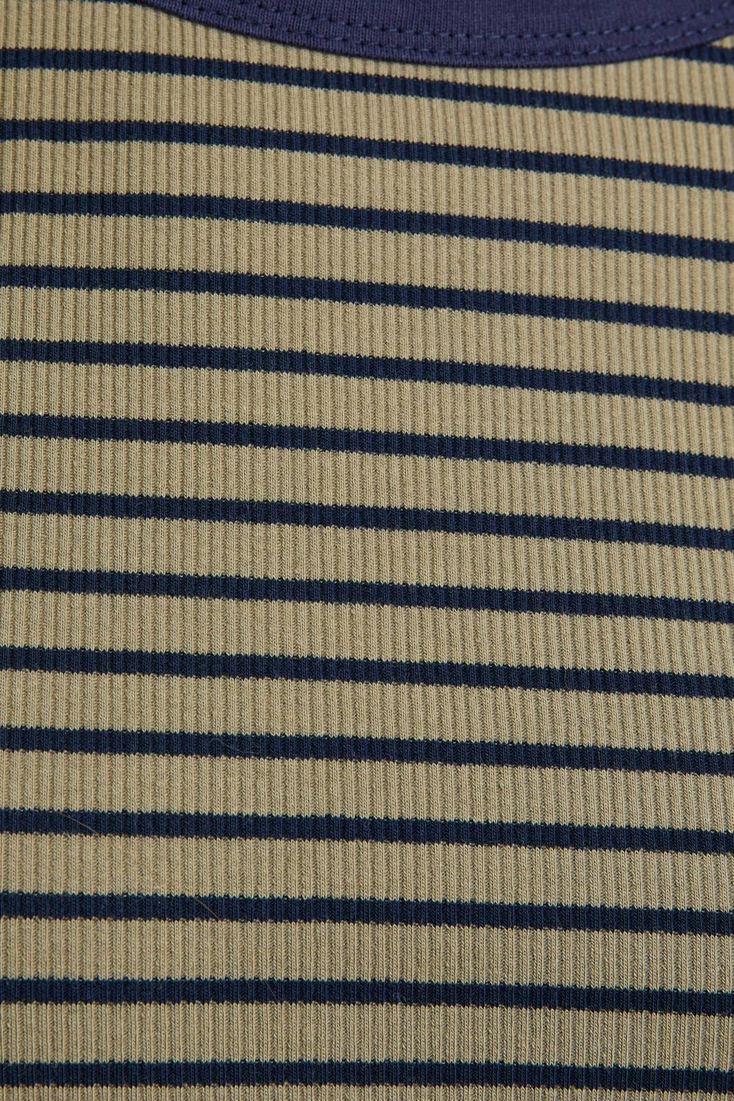 Arlo Tee