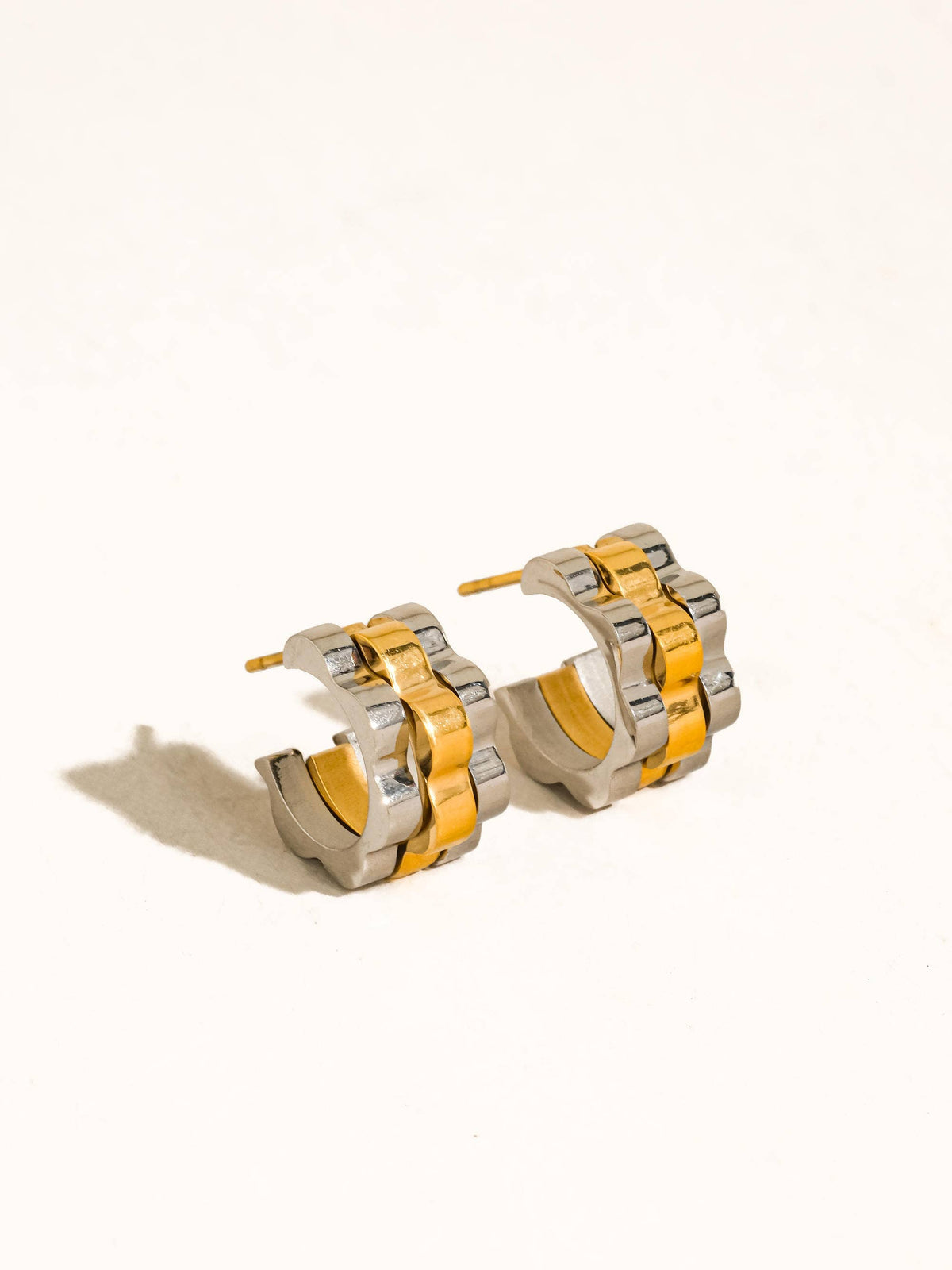 Paige Two-Tone Ribbed Hoops