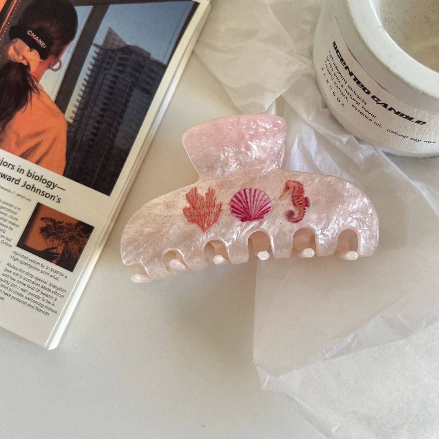 Shell Hair Claw Light Pink
