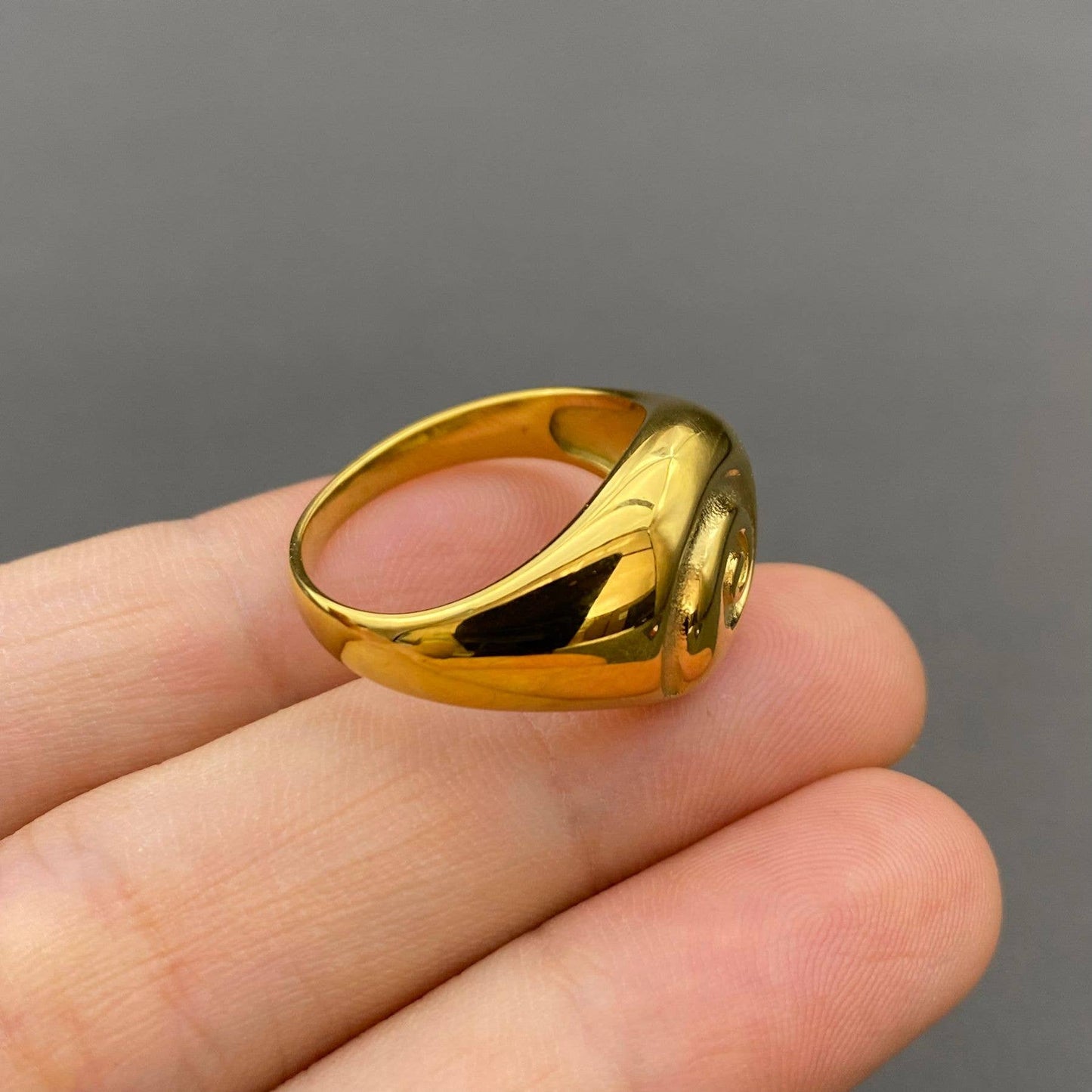 Vortex Signet Ring