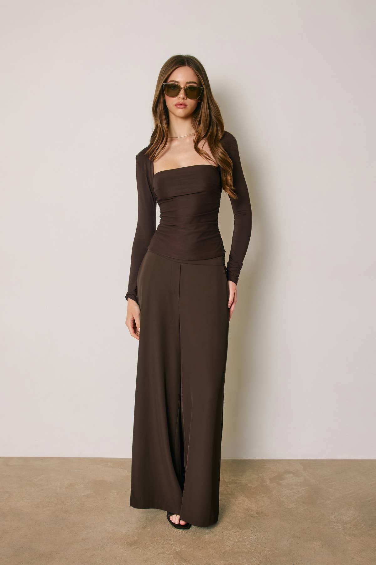 Dress Forum - Queen Anne Ruched Long Sleeve Top: CHOCOLATE / S-M-L(2-2-2)