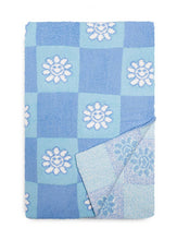 Load image into Gallery viewer, Blue Daisy Blanket
