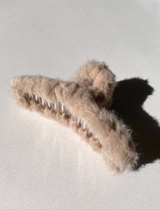 Fluffy Hair Claw Beige