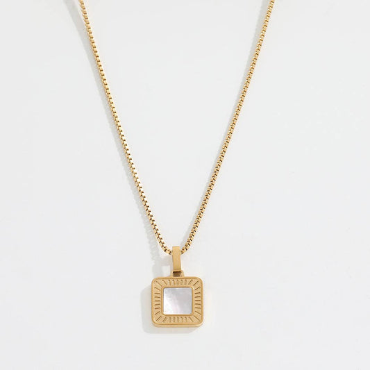 Earl Square White Shell Ray Pendant Necklace